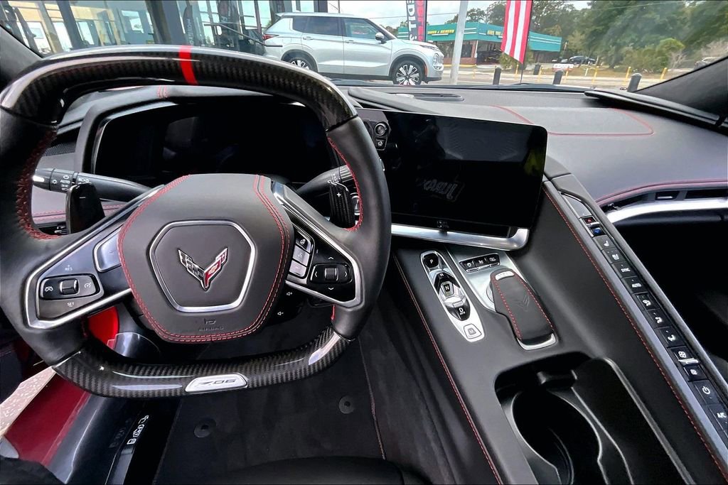 Used 2023 Chevrolet Corvette Z06 image 7
