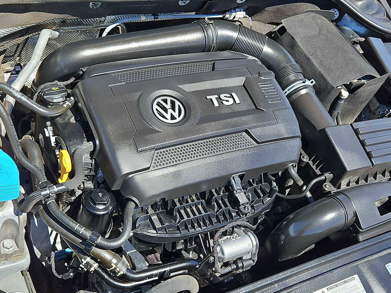 Used 2017 Volkswagen Jetta GLI FWD image 15