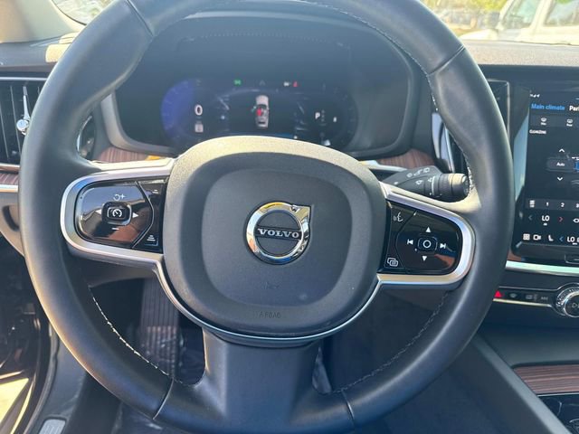 Used 2025 Volvo V60 B5 Cross Country Plus AWD/4WD image 30