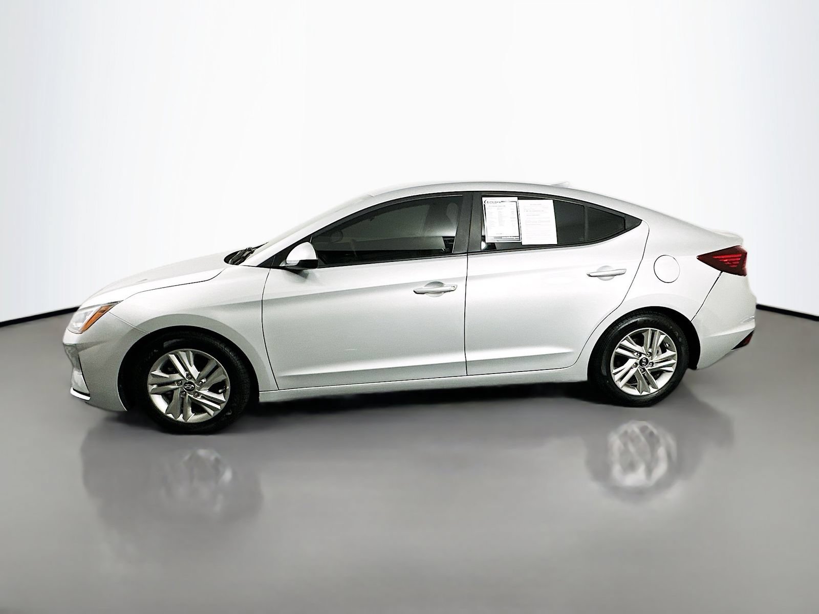 Used 2019 Hyundai Elantra SEL FWD image 4