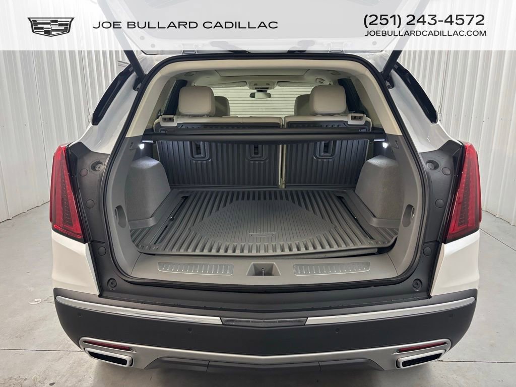 New 2025 Cadillac XT5 Premium Luxury w/ LPO, Floor Liner Package image 21