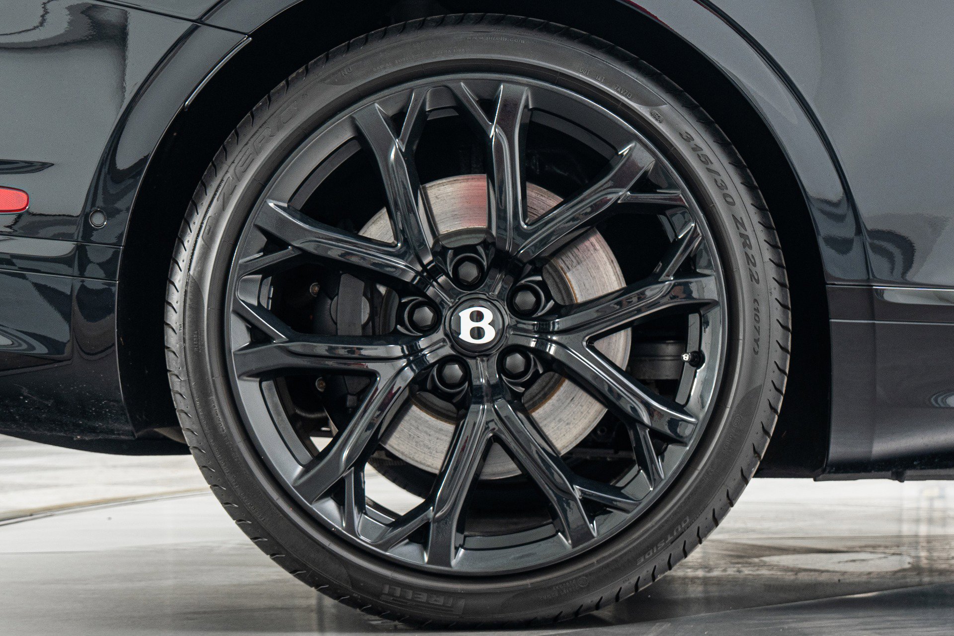 Used 2023 Bentley Continental GT V8 image 47