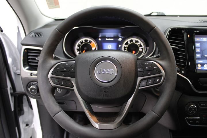 Used 2022 Jeep Cherokee Limited image 39