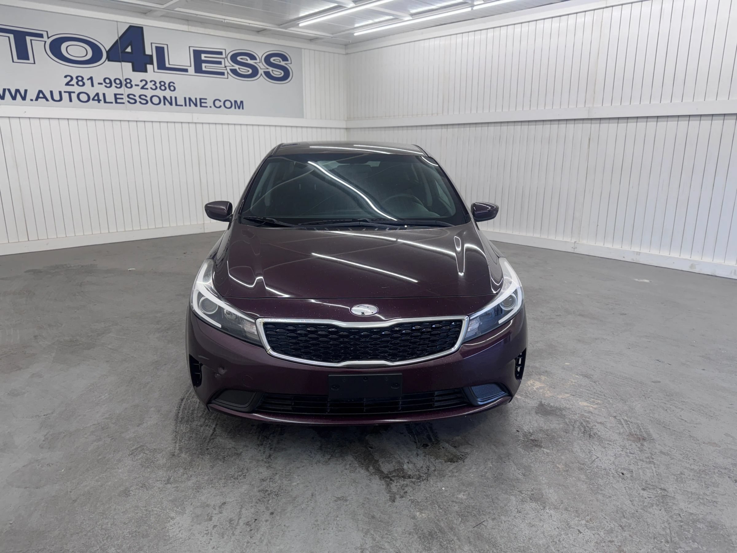 Used 2018 Kia Forte LX FWD image 2