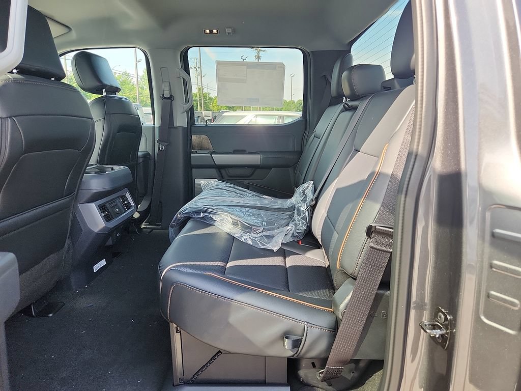 New 2026 Ford F250 Lariat AWD/4WD image 5