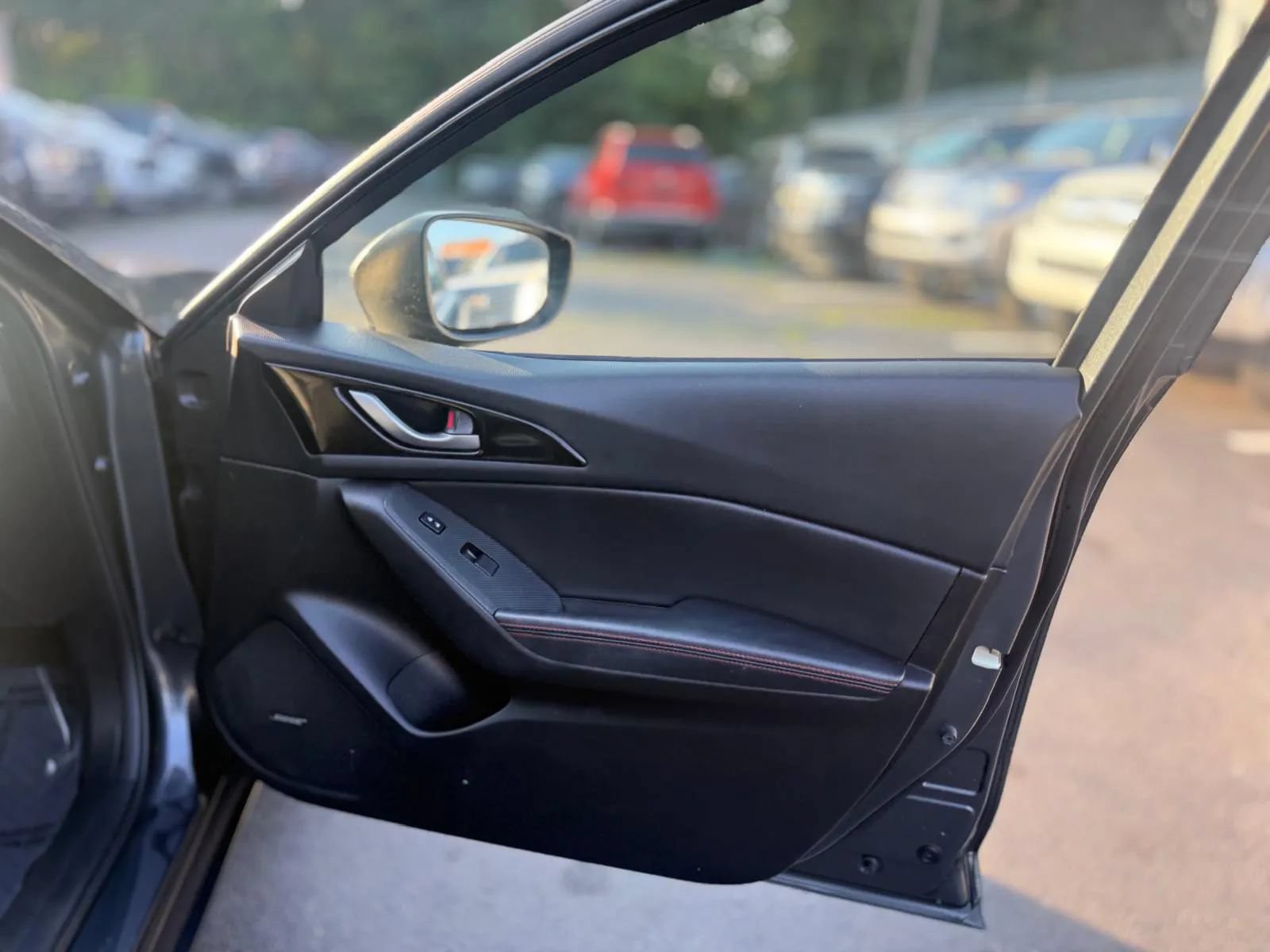 Used 2014 MAZDA MAZDA3 i Grand Touring FWD image 23
