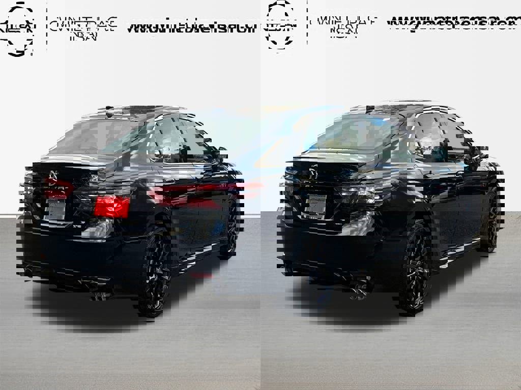 Used 2023 Toyota Camry XSE image 5