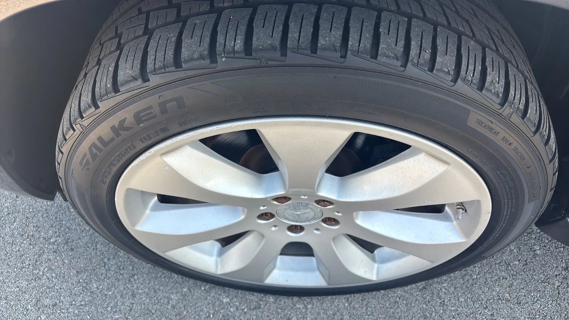 Used 2010 Mercedes-Benz GLK 350 4MATIC image 25