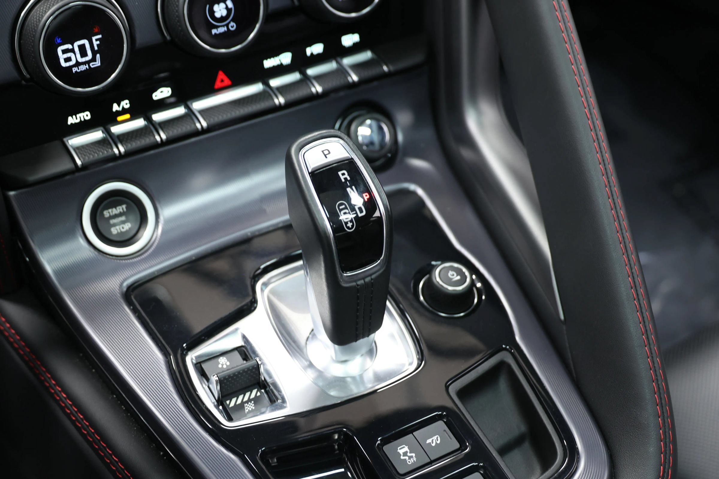 Used 2021 Jaguar F-TYPE R AWD/4WD image 47