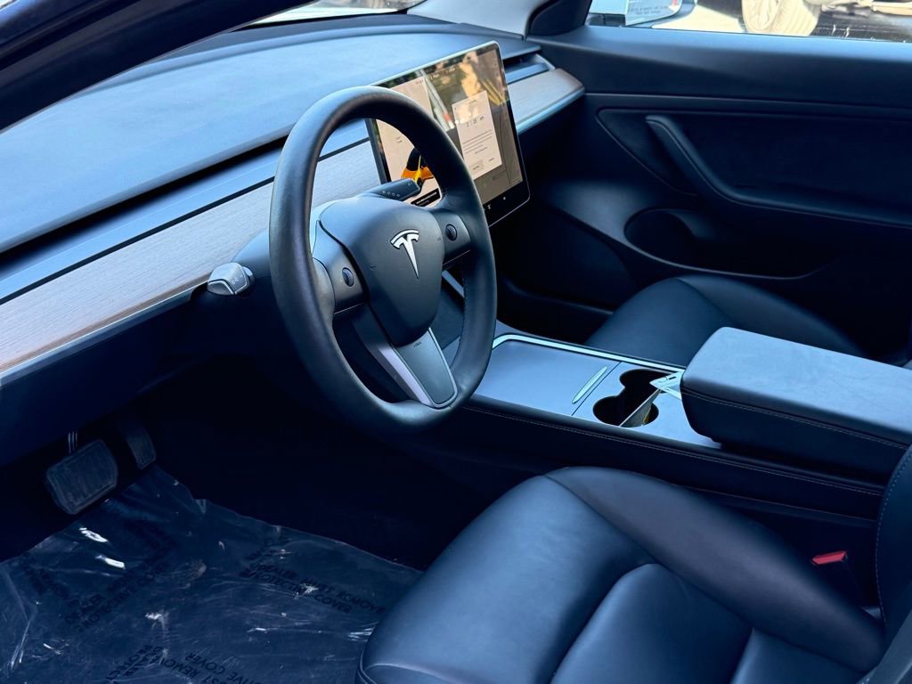 Used 2021 Tesla Model 3 Standard Range Plus image 23