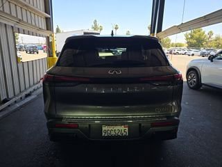 Used 2023 INFINITI QX60 Luxe w/ Cargo Package FWD image 10