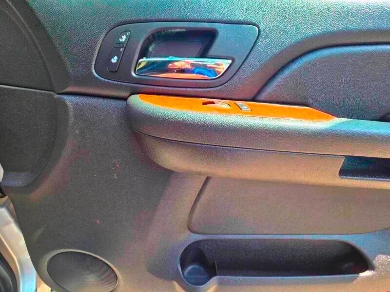 Used 2007 GMC Sierra 3500 SLT w/ Convenience Package image 22