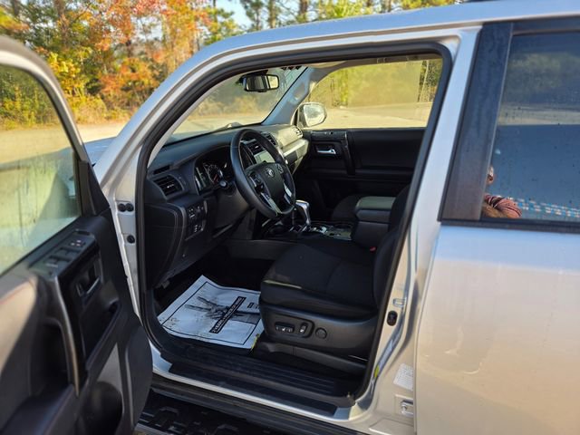 Used 2024 Toyota 4Runner TRD Off-Road image 23