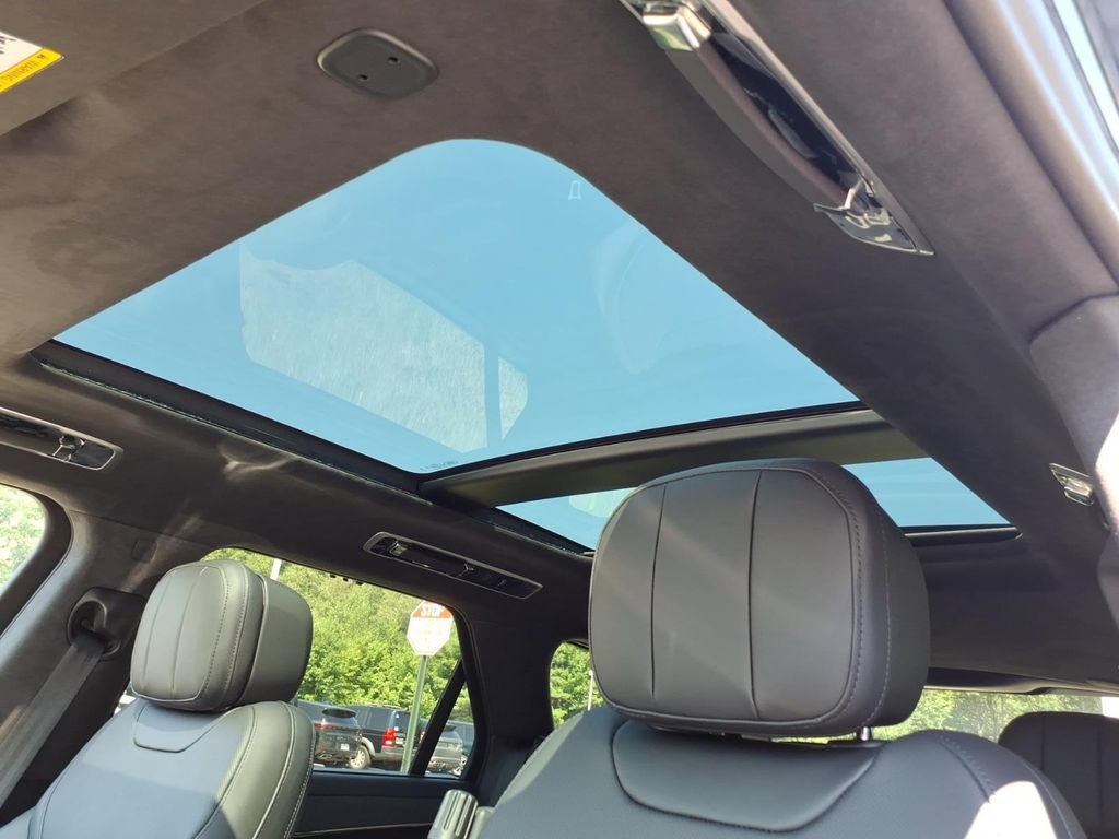 New 2026 Land Rover Range Rover Sport Autobiography AWD/4WD image 13