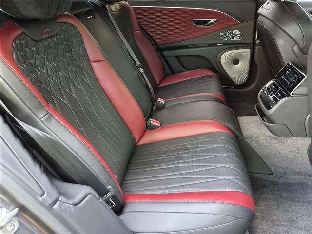 Used 2023 Bentley Flying Spur S V8 AWD/4WD image 21