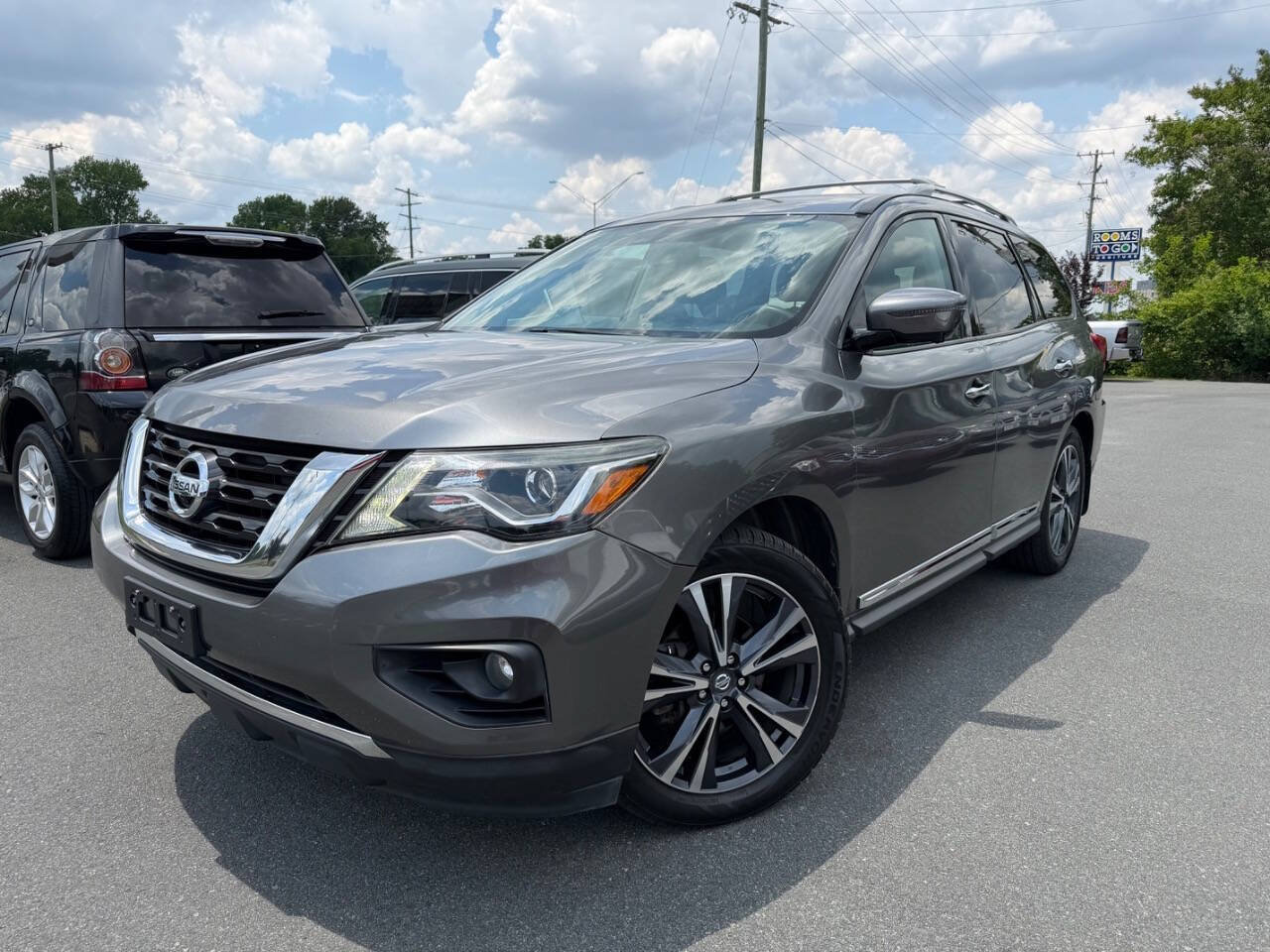 Used 2017 Nissan Pathfinder Platinum w/ Cargo Package