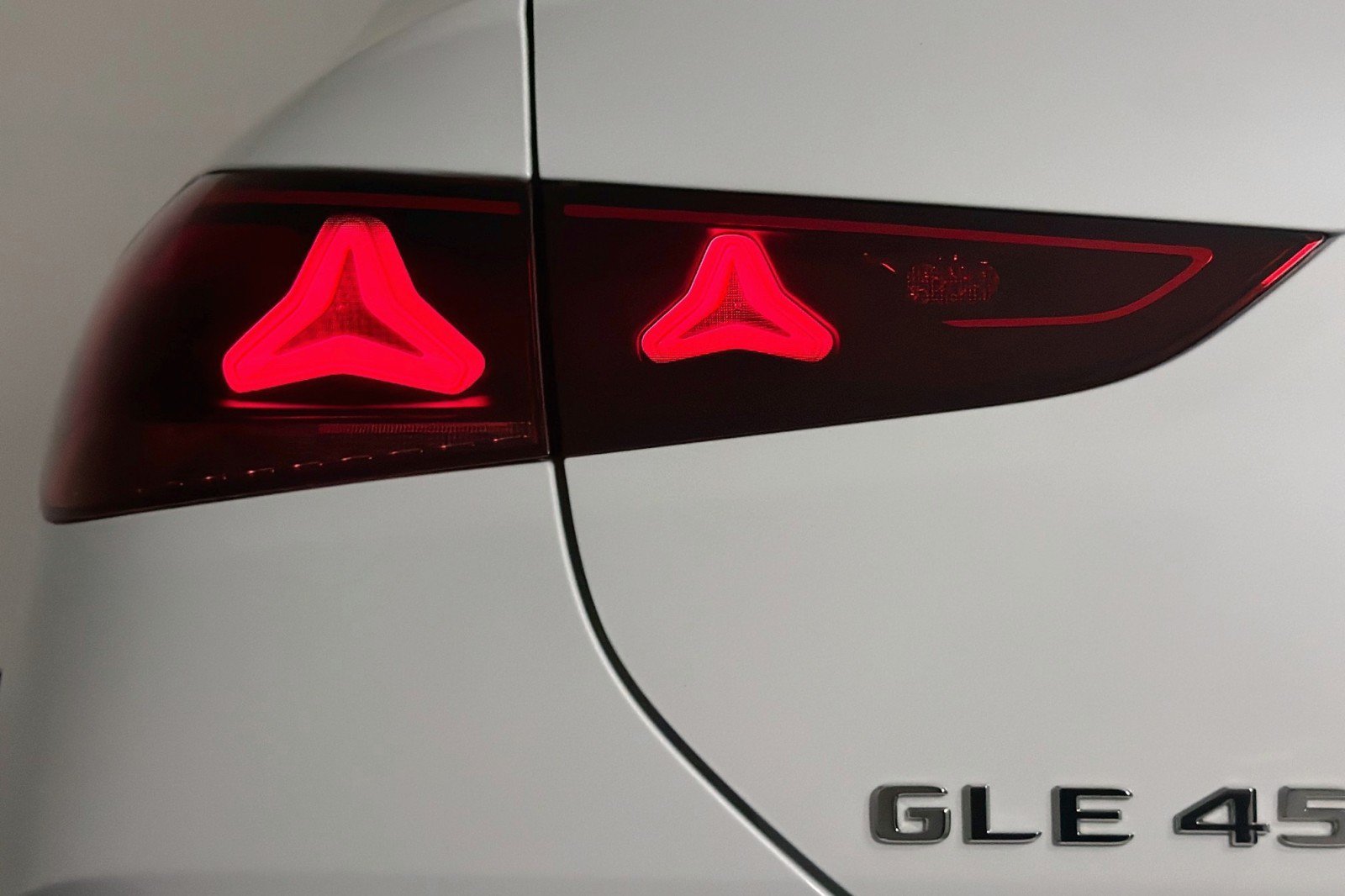 New 2027 Mercedes-Benz GLE 450 4MATIC Coupe image 16