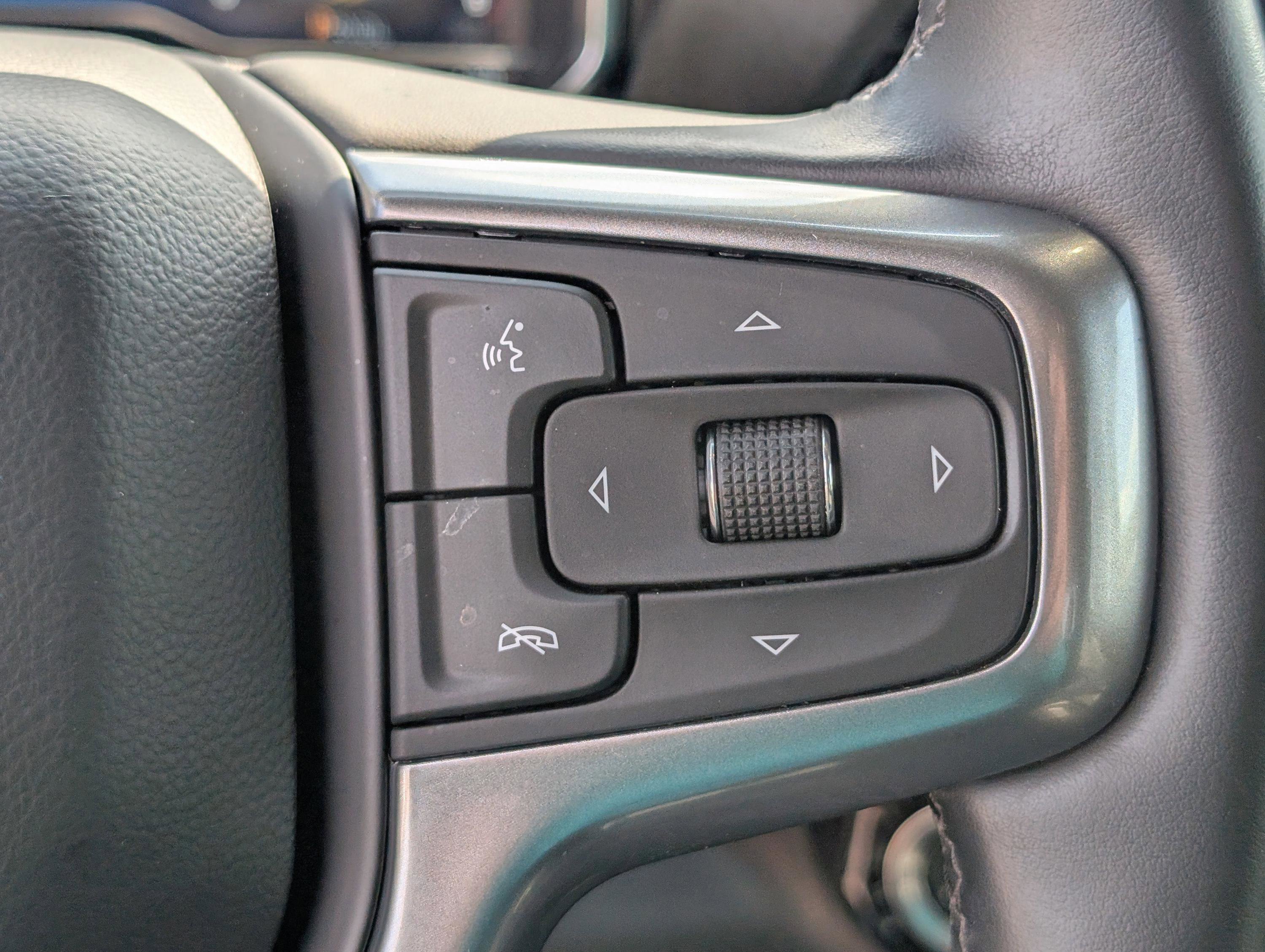 Used 2024 Chevrolet Silverado 2500 LT w/ Convenience Package image 20