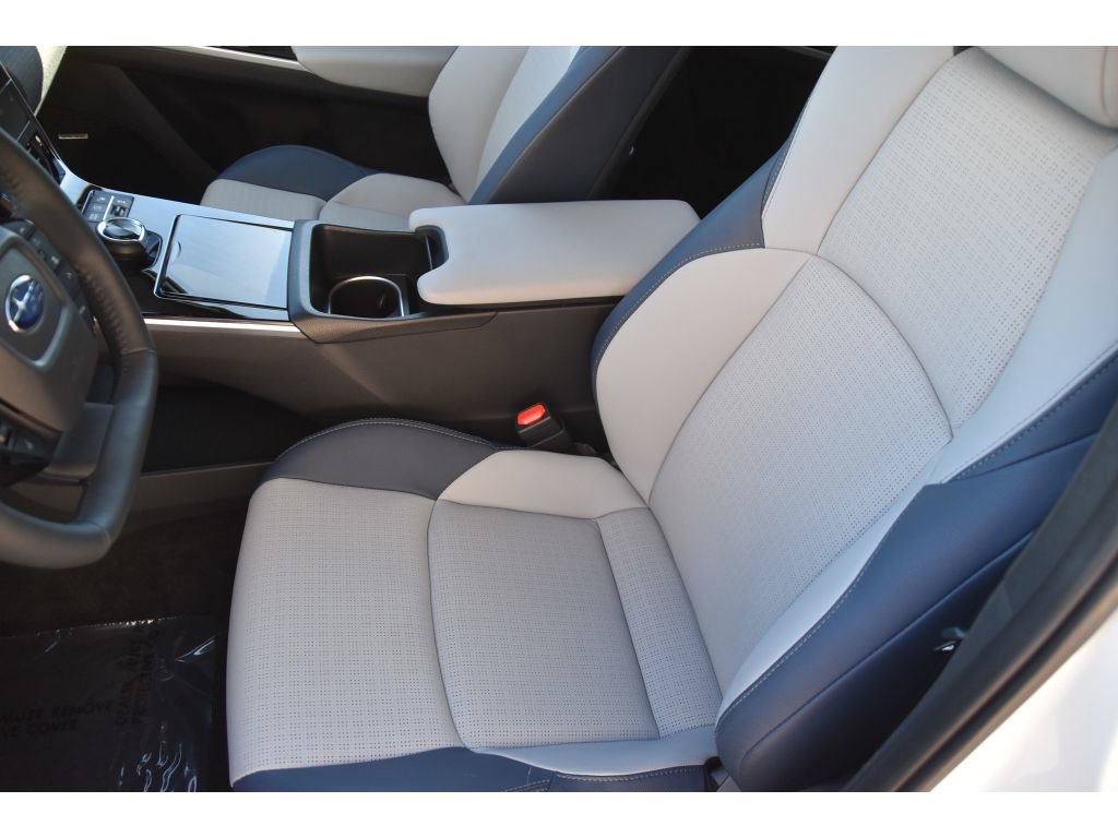 Used 2024 Subaru Solterra Limited w/ Limited Package image 13