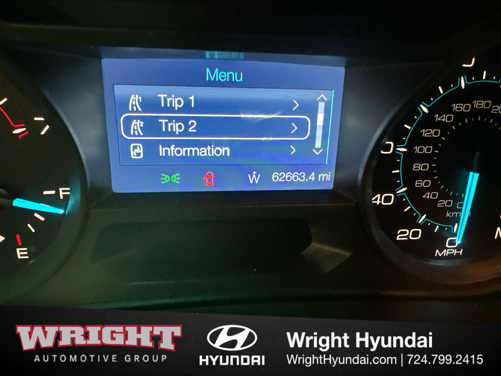 Used 2015 Ford Explorer XLT image 25