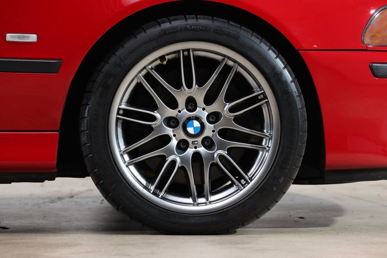 Used 2003 BMW M5 image 46