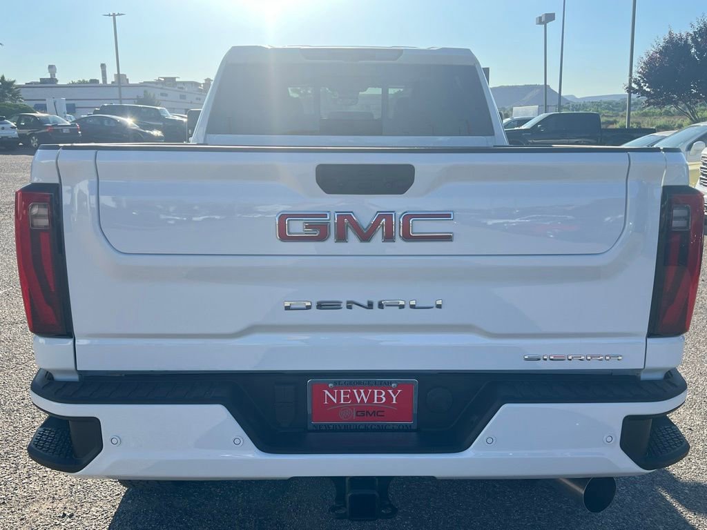 New 2025 GMC Sierra 2500 Denali w/ Denali Reserve Package image 4