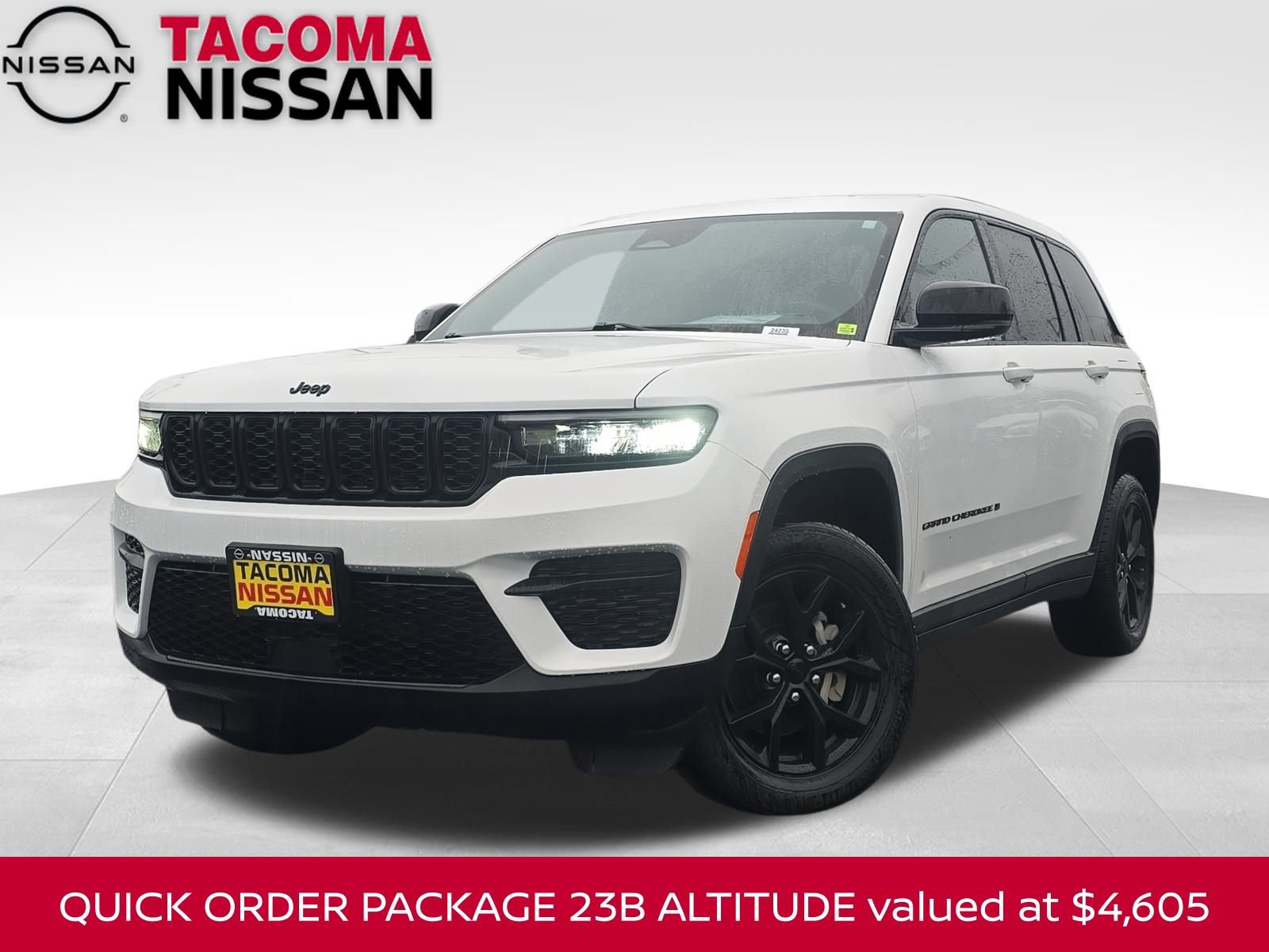 Used 2024 Jeep Grand Cherokee Altitude