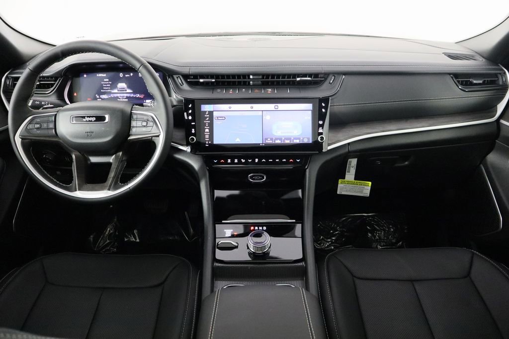 New 2026 Jeep Grand Cherokee Limited image 14