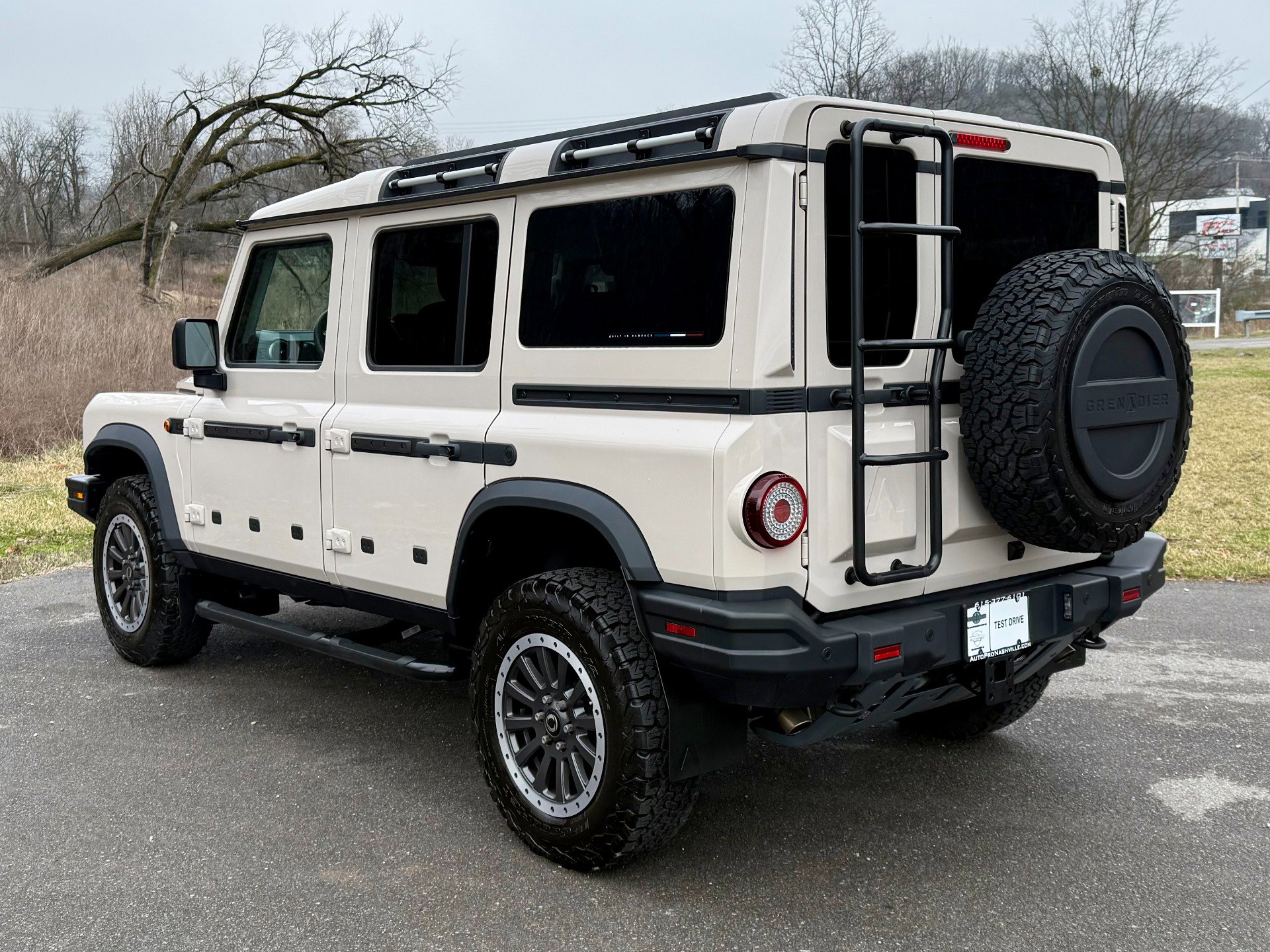 Used 2025 INEOS Grenadier image 4