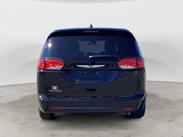 New 2026 Chrysler Voyager LX image 5