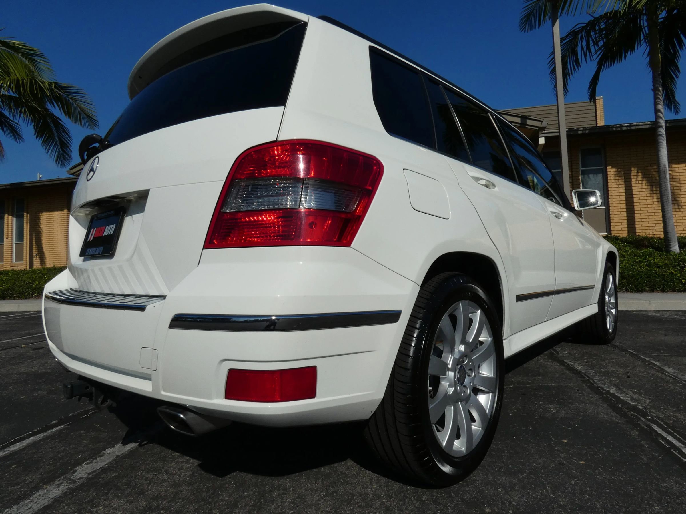 Used 2012 Mercedes-Benz GLK 350 2WD image 8