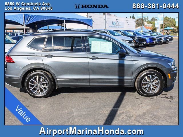 Used 2019 Volkswagen Tiguan SE w/ Panoramic Sunroof Package image 18