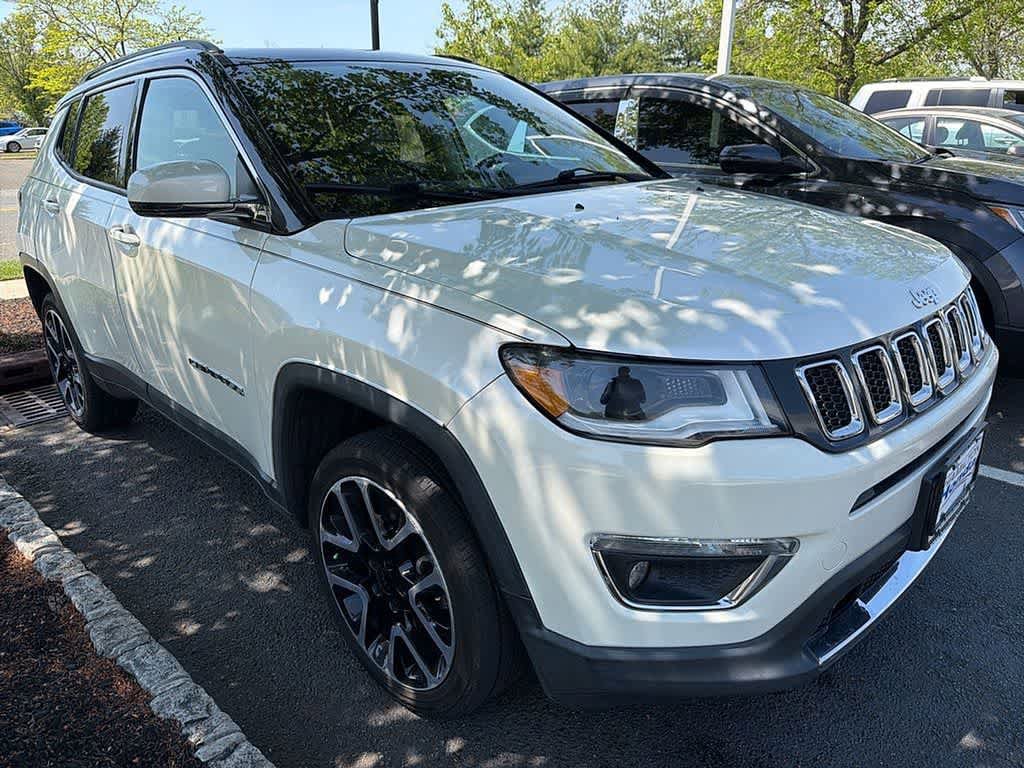 Used 2017 Jeep Compass Limited AWD/4WD image 4