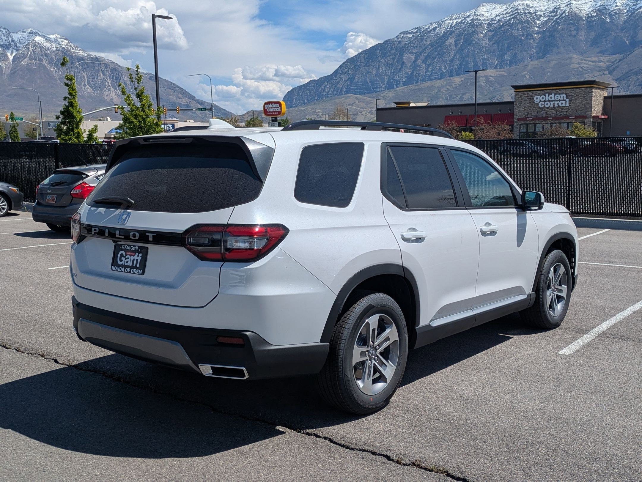 New 2026 Honda Pilot EX-L image 3