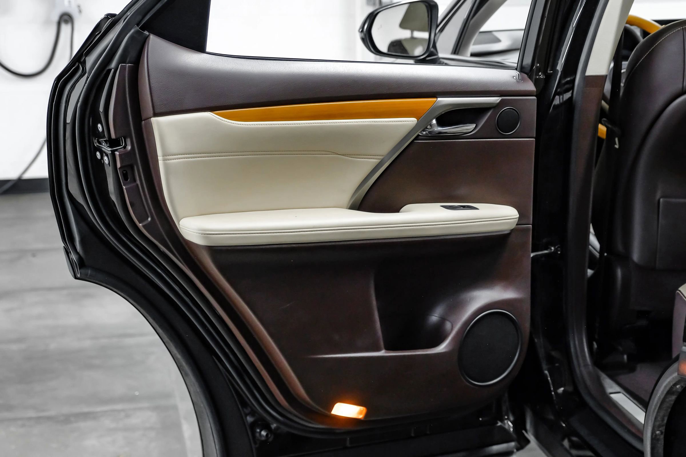 Used 2019 Lexus RX 350 FWD w/ Premium Package image 56
