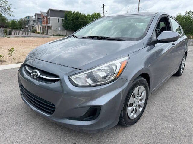Used 2017 Hyundai Accent SE image 3