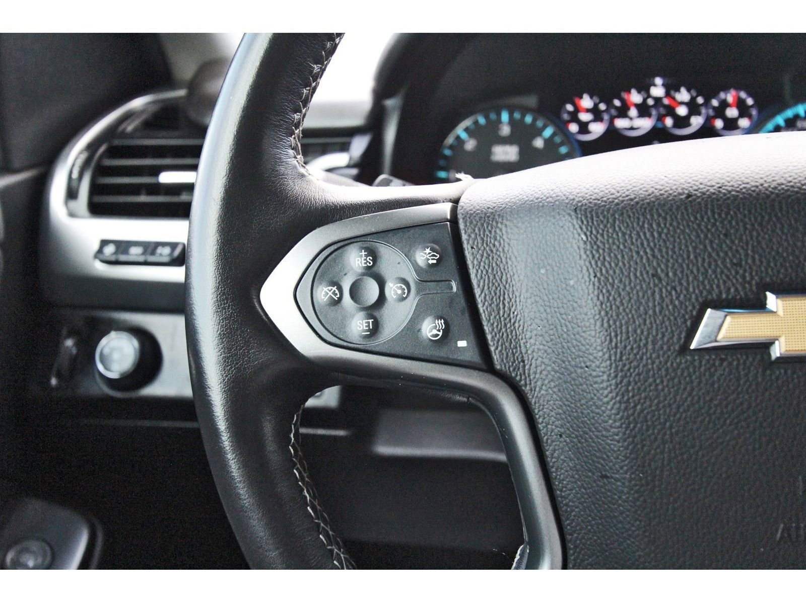 Used 2020 Chevrolet Tahoe Premier w/ Premier Plus Edition image 25