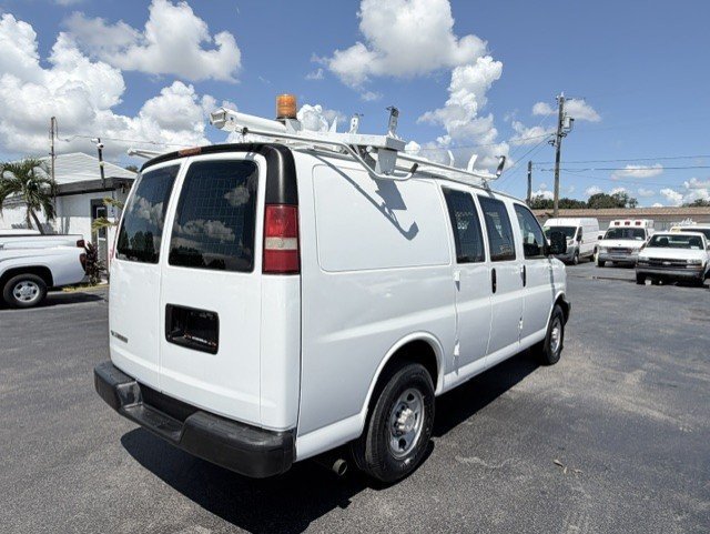 Used 2009 Chevrolet Express 2500 RWD image 5
