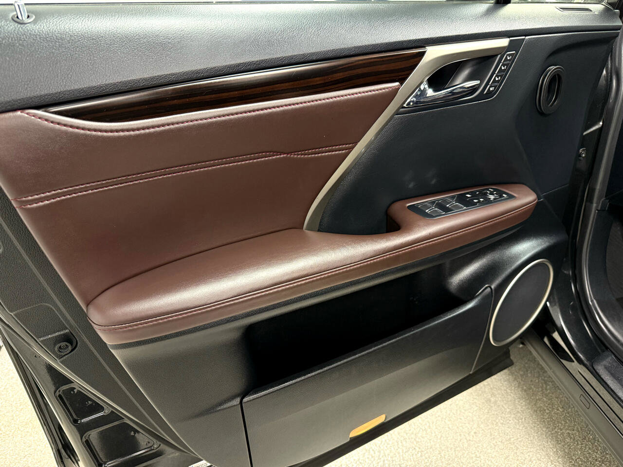 Used 2018 Lexus RX 450hL Premium w/ Premium Package image 14