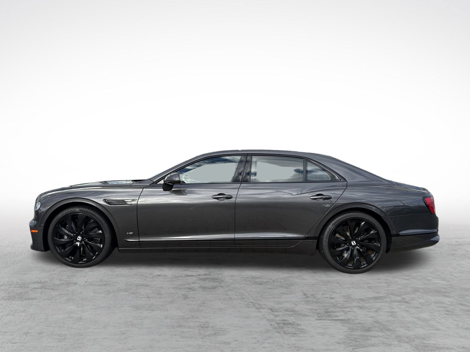Used 2022 Bentley Flying Spur V8 image 5