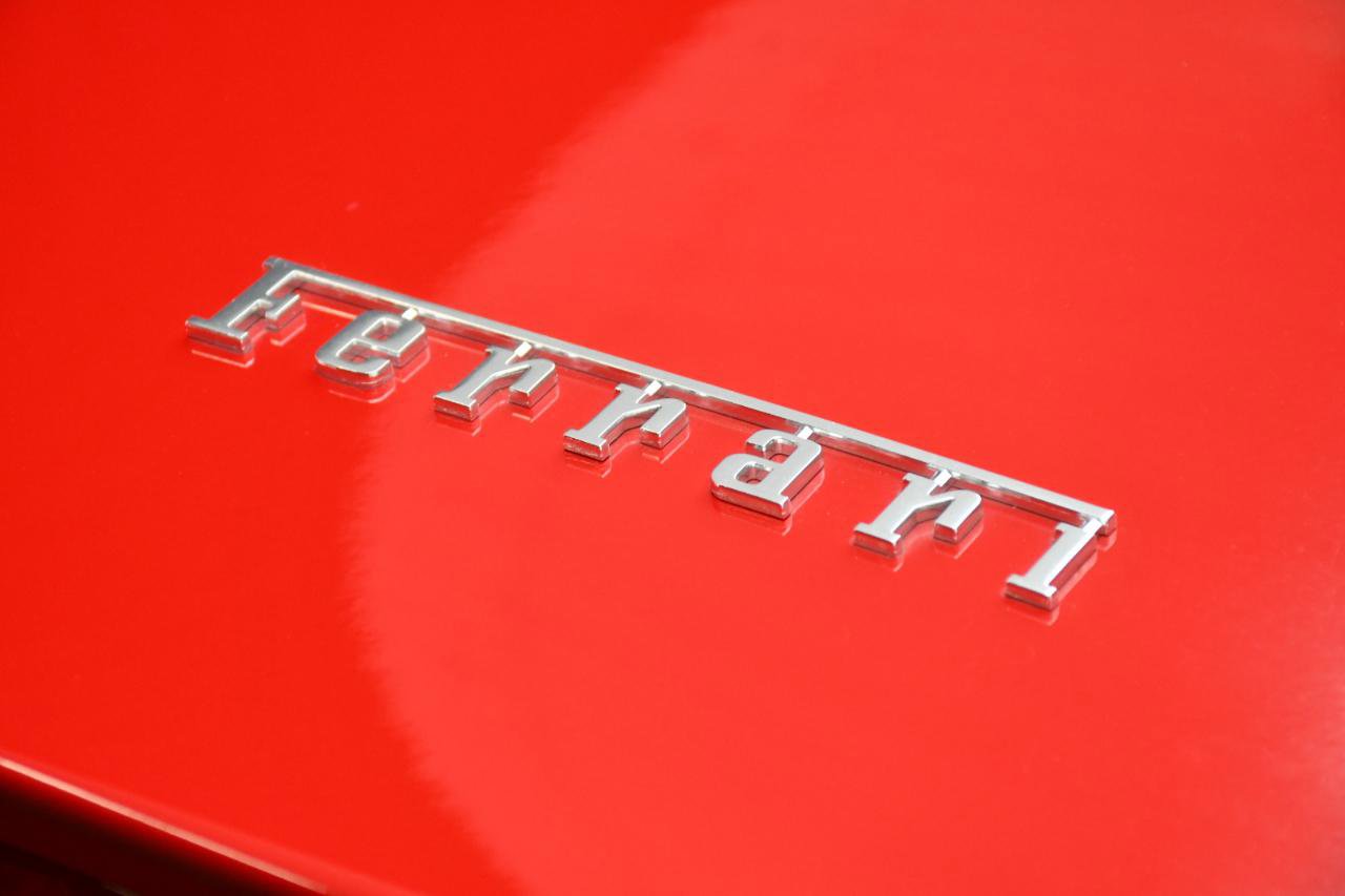 Used 2014 Ferrari California RWD image 10