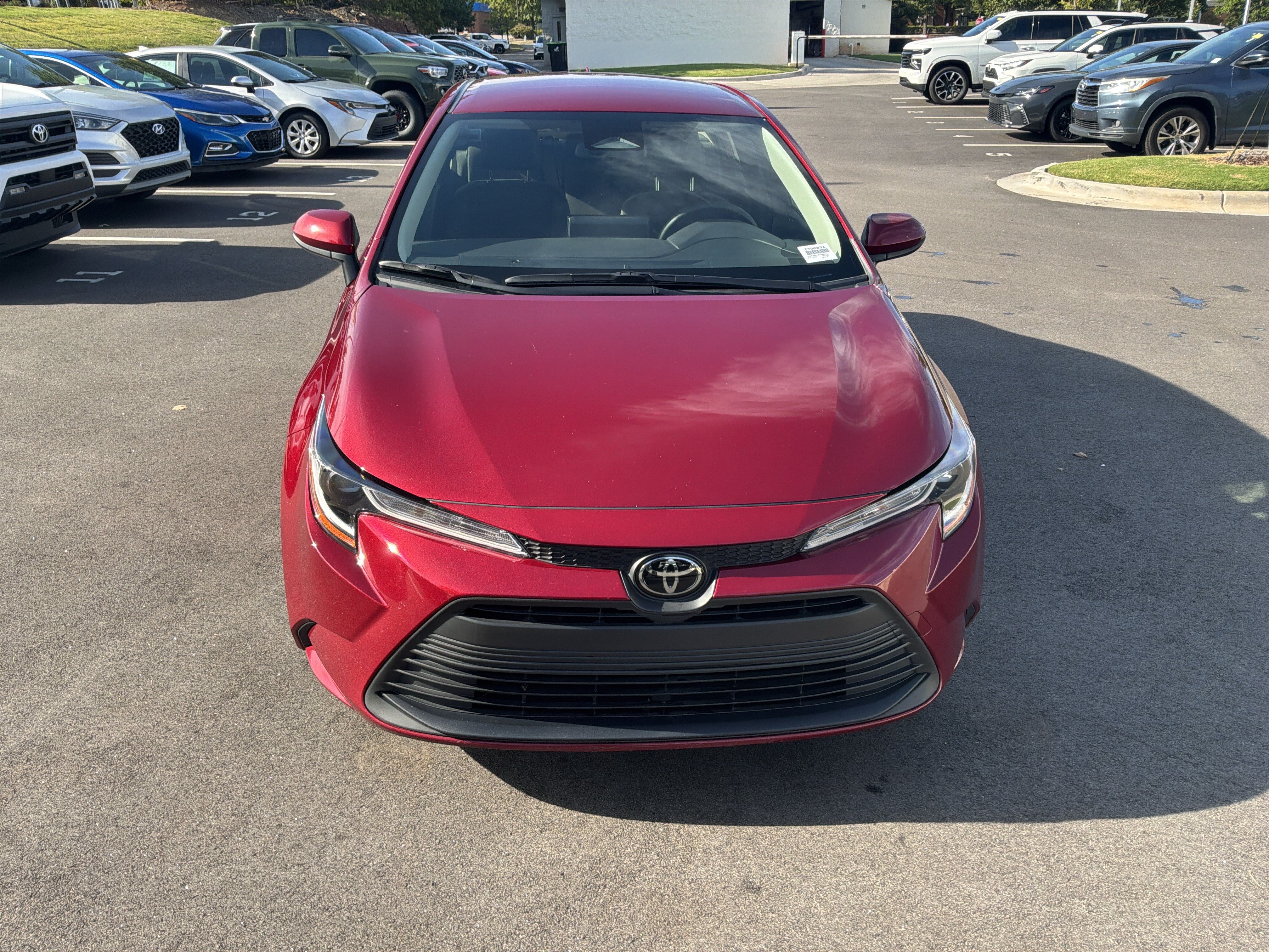 Used 2023 Toyota Corolla LE FWD image 3