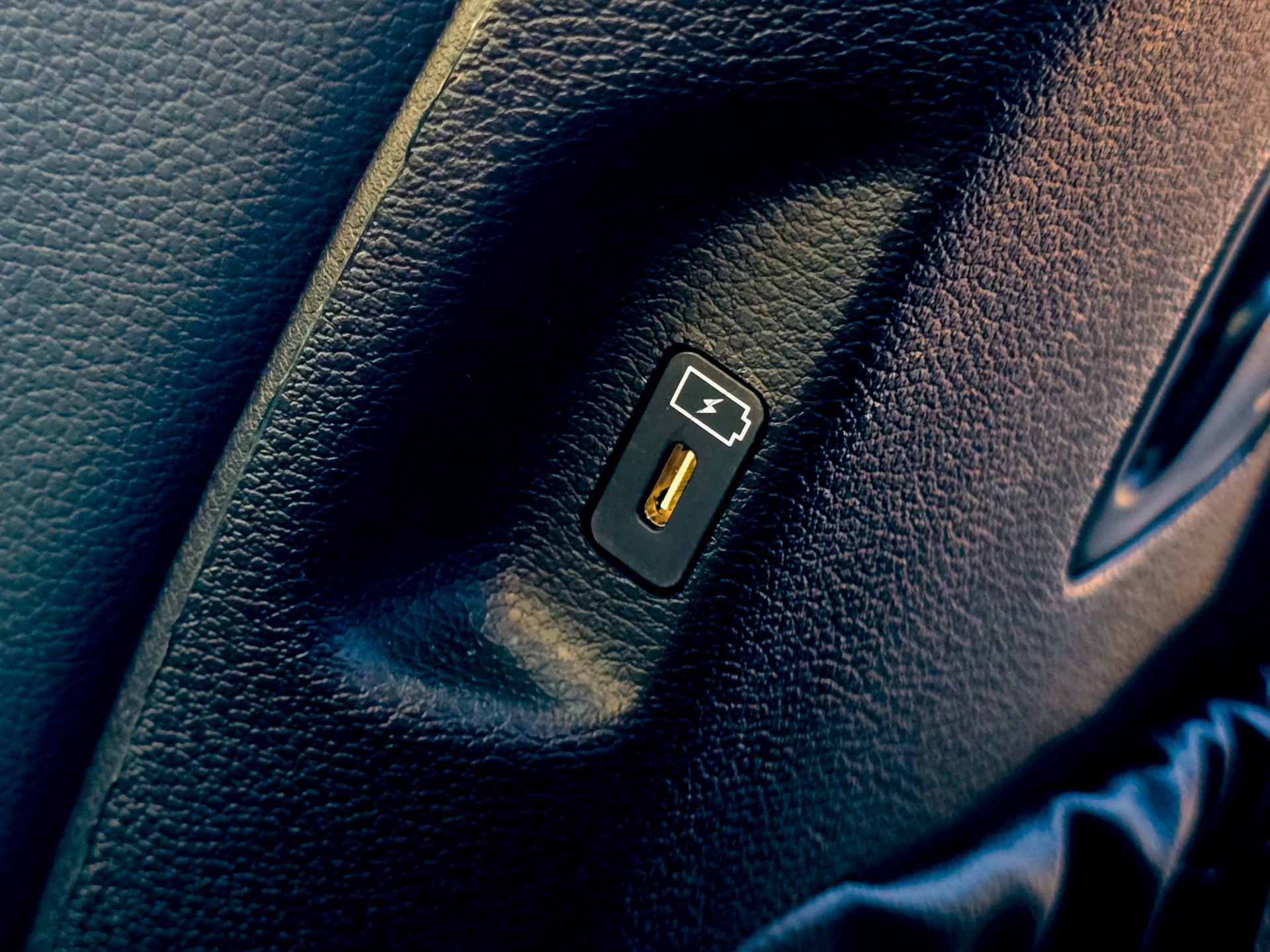 Used 2025 Kia Telluride EX X-Line image 46