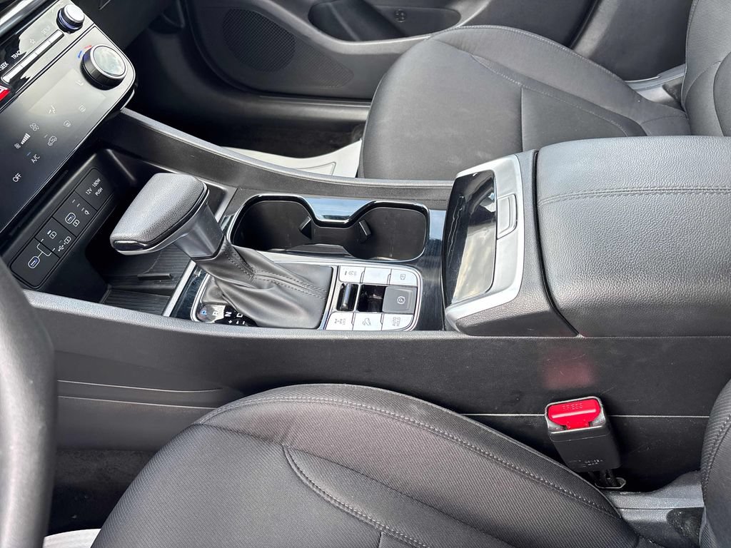 Used 2025 Hyundai Tucson SEL AWD/4WD image 16