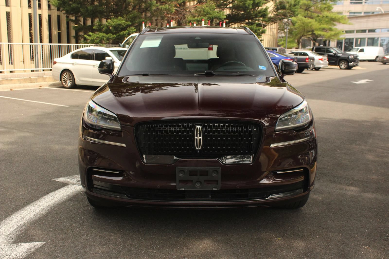 Used 2023 Lincoln Aviator Reserve w/ Equipment Group 201A AWD/4WD image 3