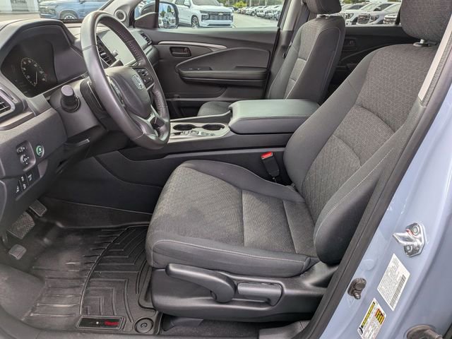 Used 2025 Honda Ridgeline Sport image 15