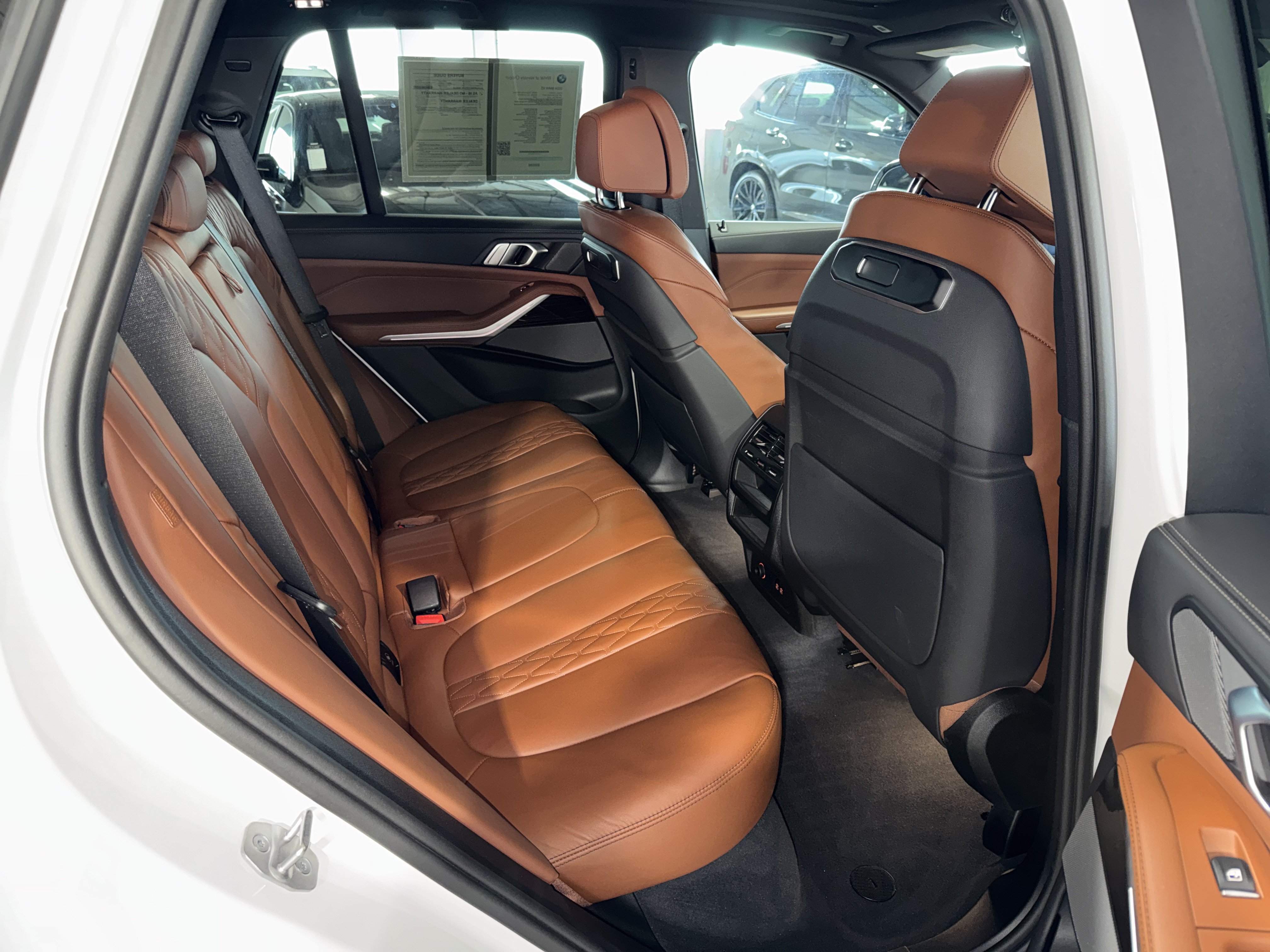 Used 2024 BMW X5 sDrive40i w/ M Sport Package RWD image 12