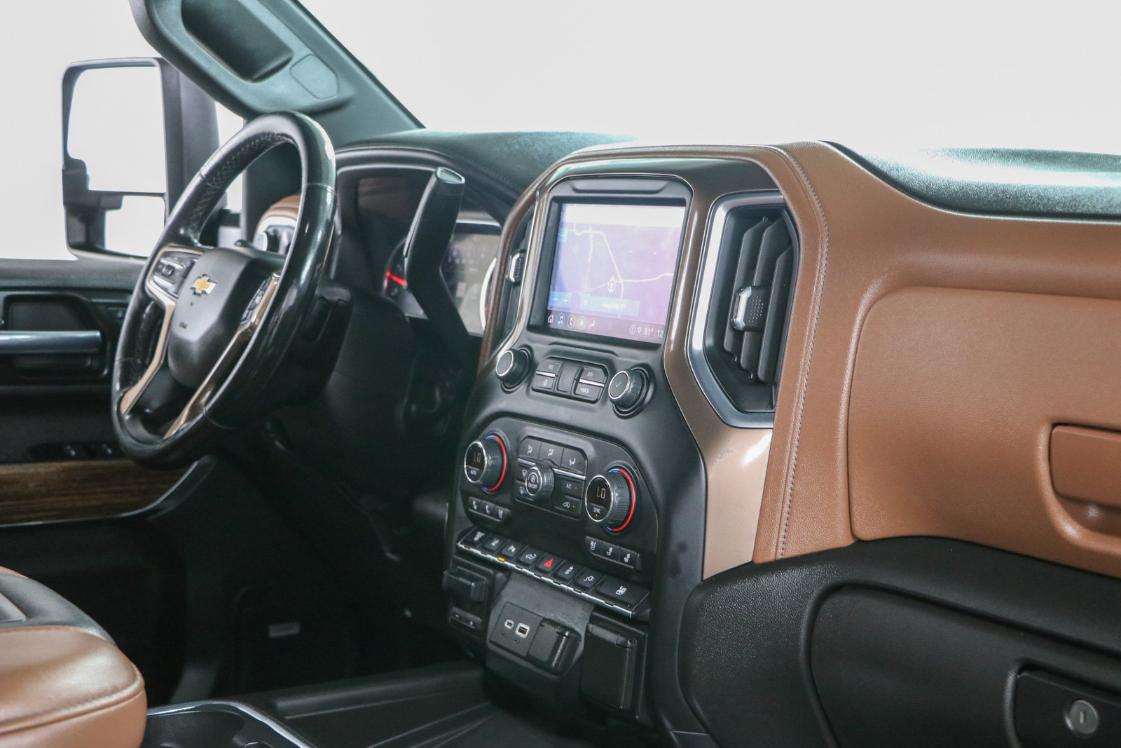 Used 2022 Chevrolet Silverado 2500 High Country AWD/4WD image 28