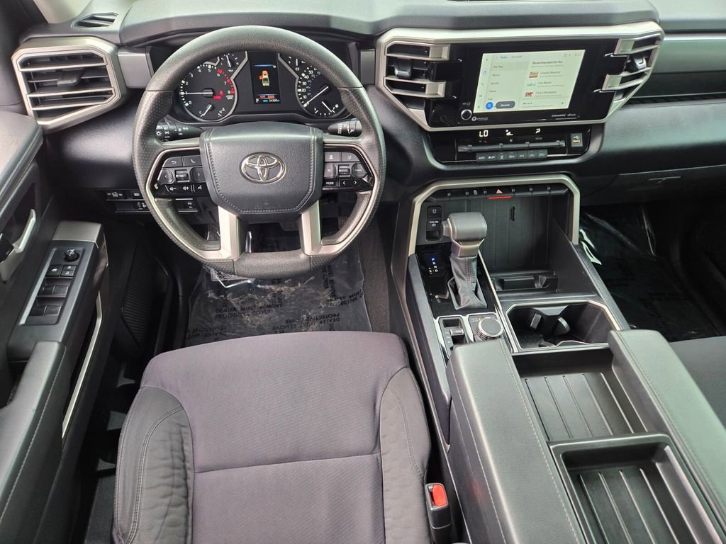 Used 2022 Toyota Tundra SR5 w/ SR5 Convenience Package image 12