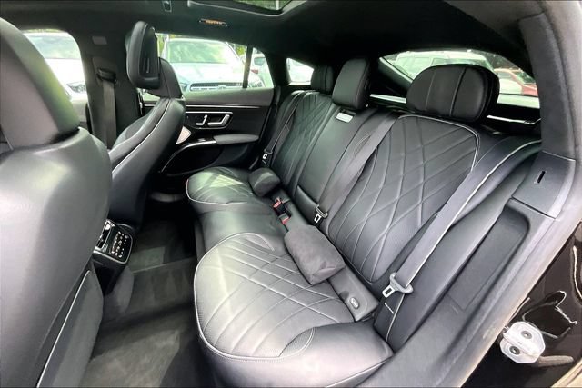 Certified 2023 Mercedes-Benz EQS AMG 4MATIC image 17